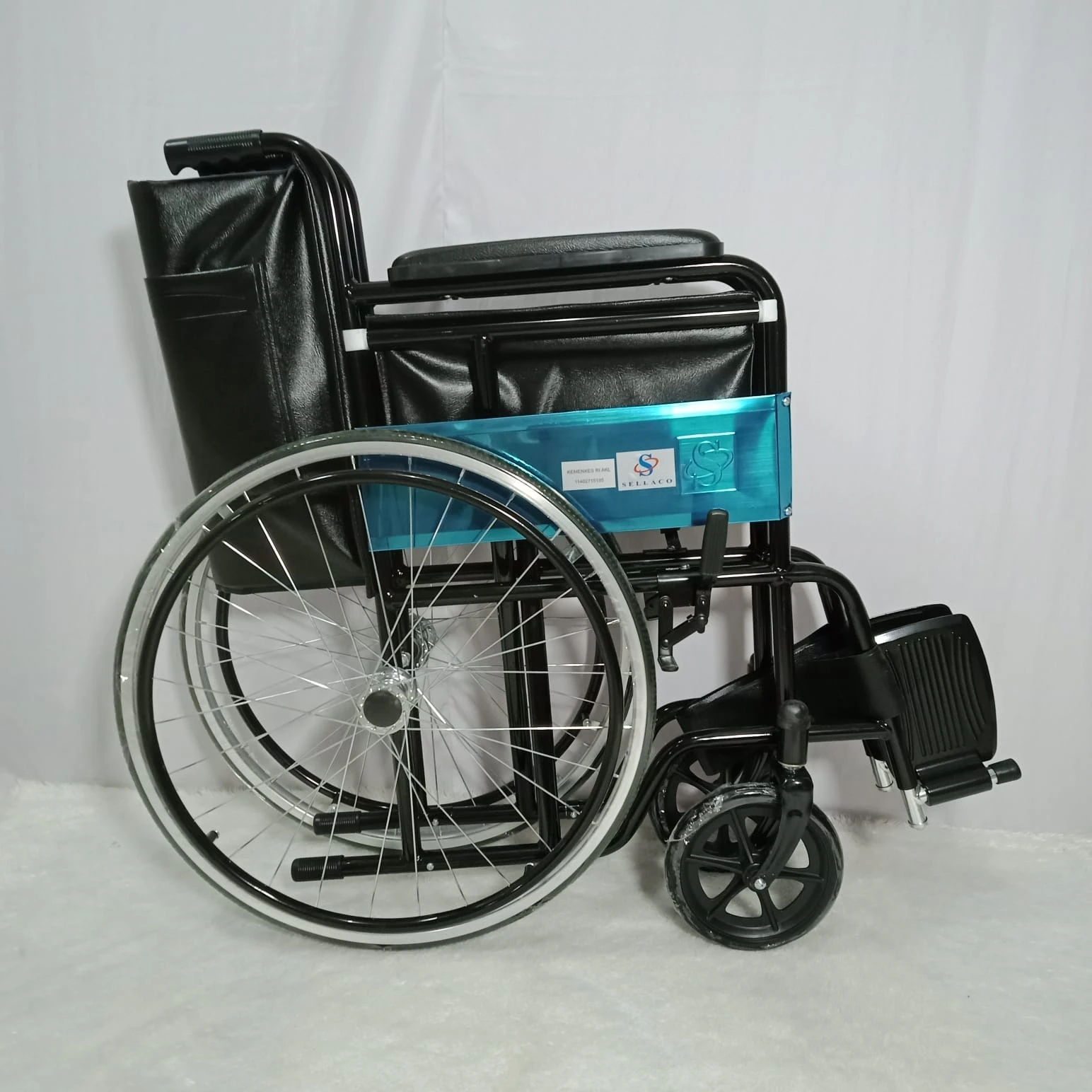 (BARU) Kursi Roda Sellaco Standar Ruji Black (ZRF-MF)